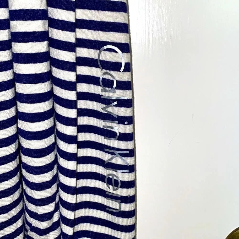 Calvin Klein navy & white stripe soft infinity